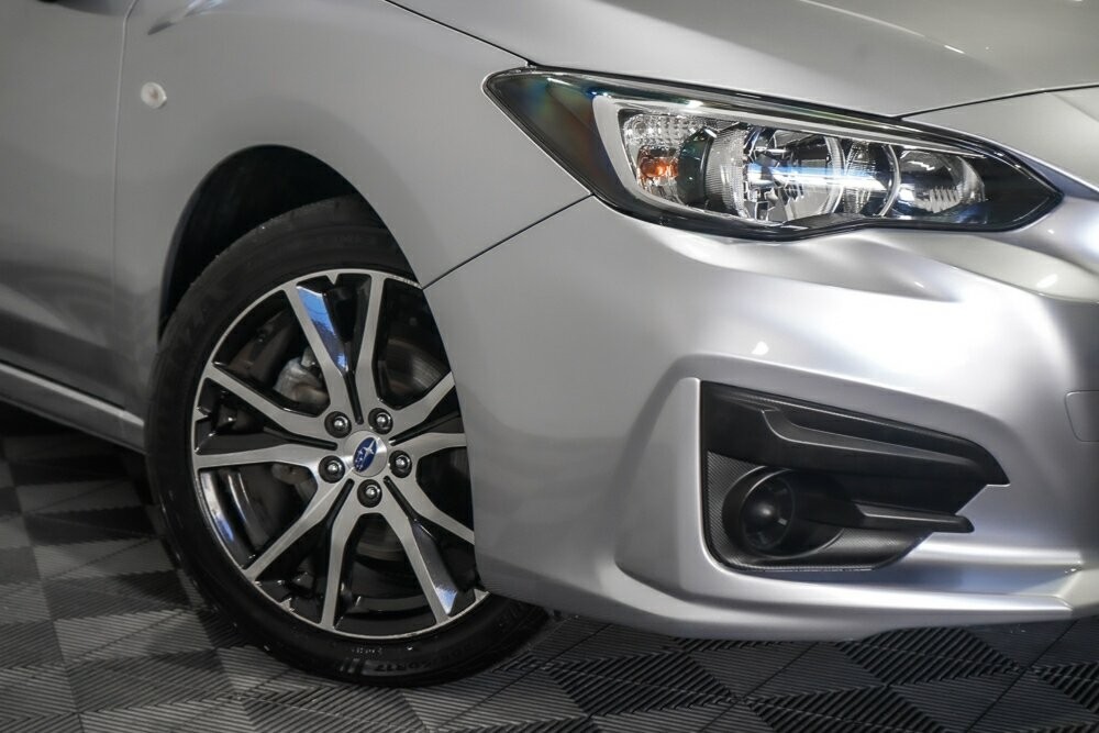 Subaru Impreza image 2