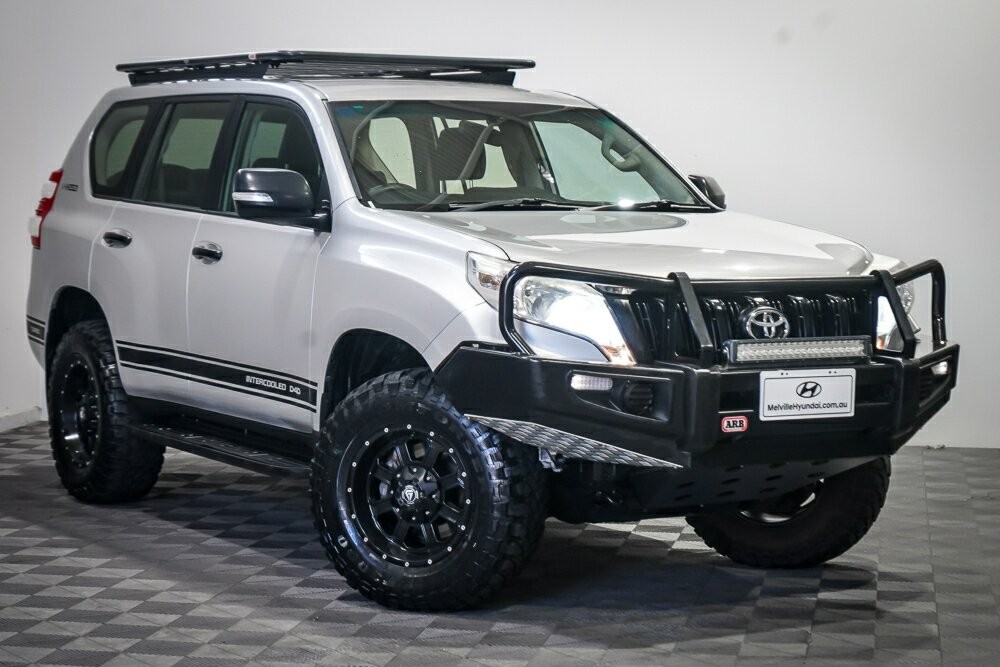 Toyota Landcruiser Prado image 1