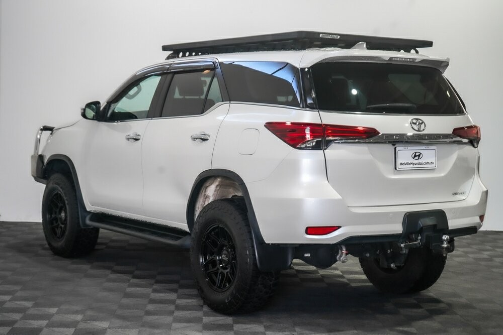 Toyota Fortuner image 4