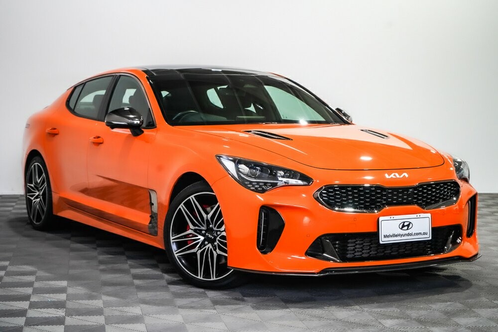 Kia Stinger image 1