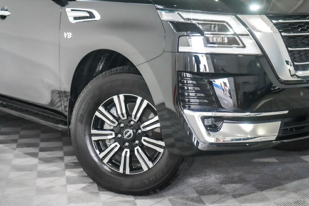 Nissan Patrol image 2