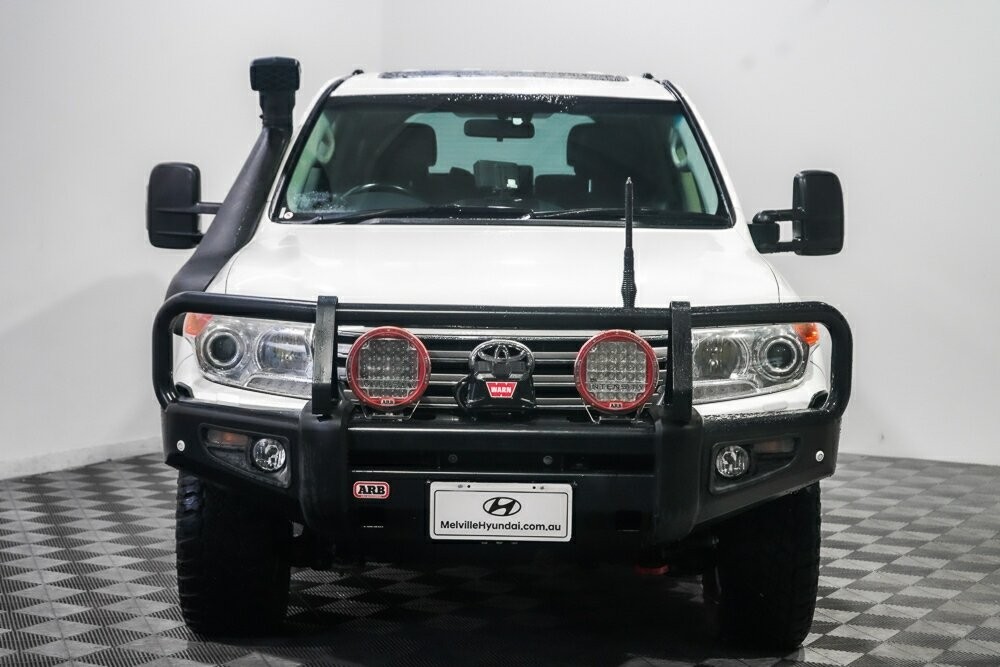Toyota Landcruiser image 4