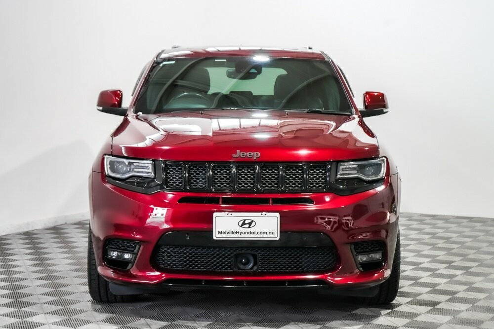 Jeep Grand Cherokee image 3