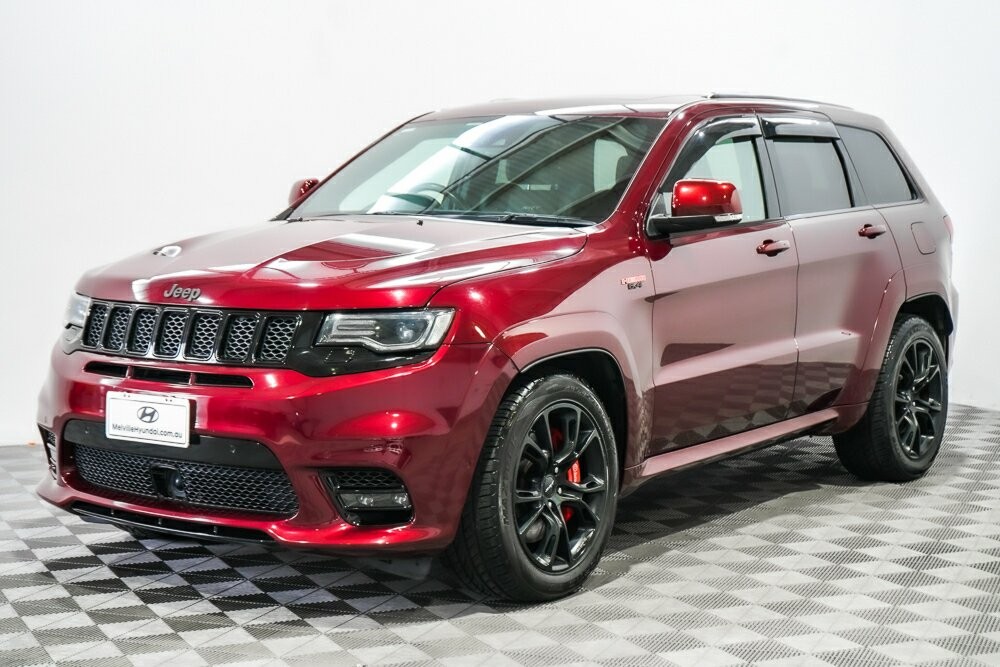 Jeep Grand Cherokee image 4