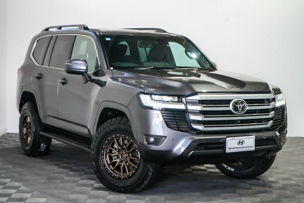 Toyota Landcruiser image 1