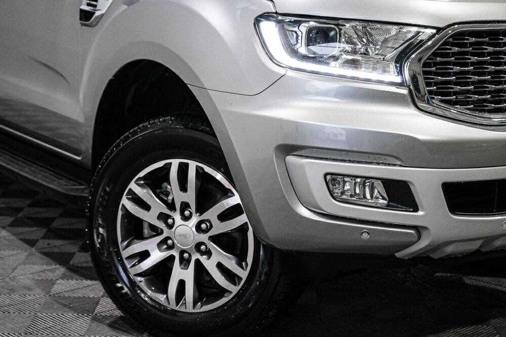 Ford Everest image 2