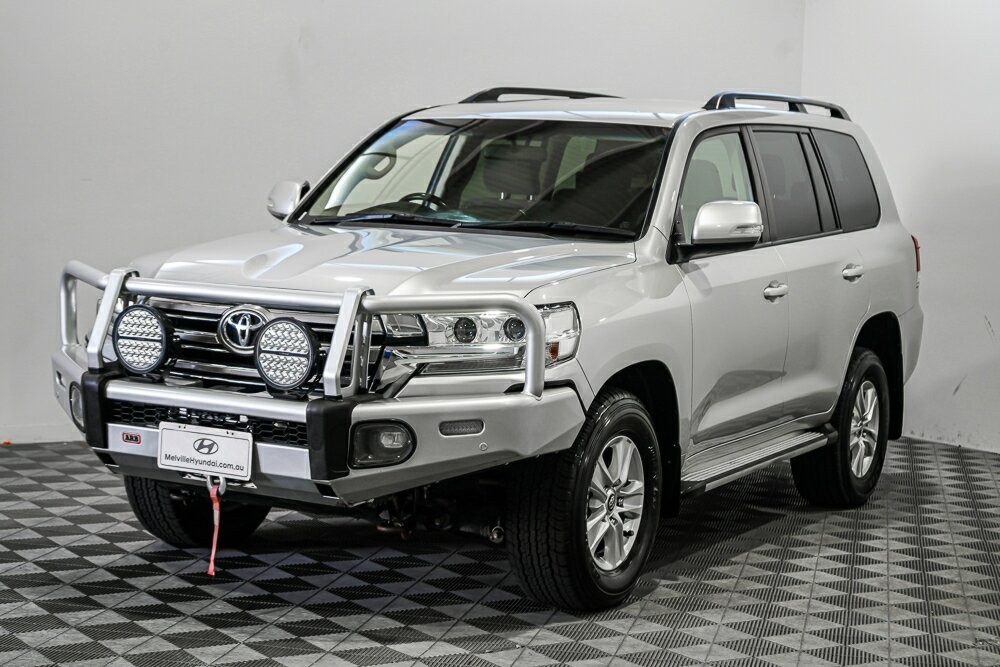 Toyota Landcruiser image 4