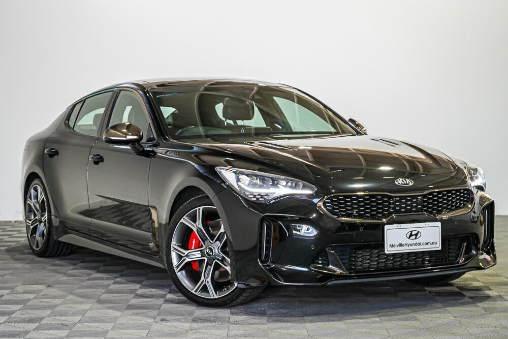 Kia Stinger image 1