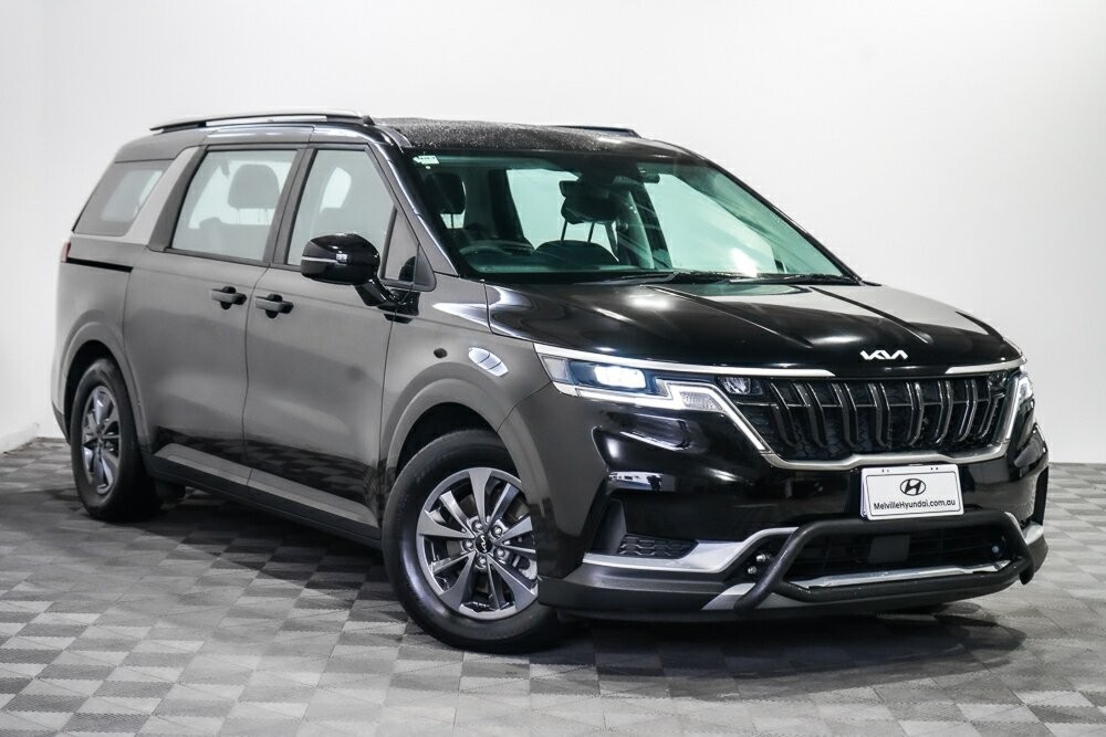 Kia Carnival image 1