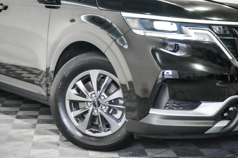 Kia Carnival image 2