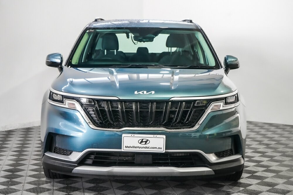 Kia Carnival image 2