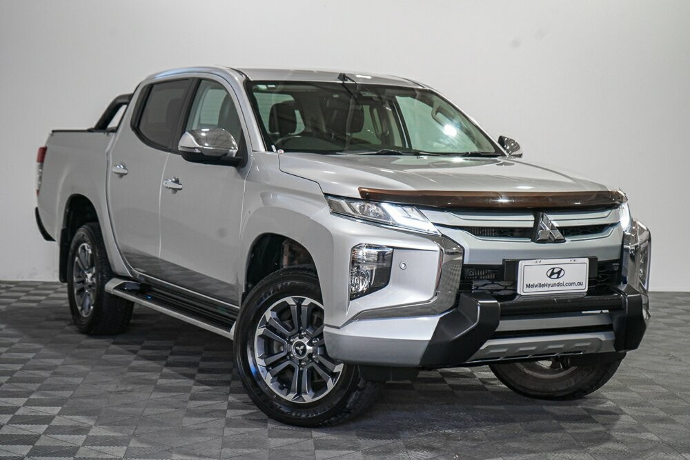 Mitsubishi Triton image 1