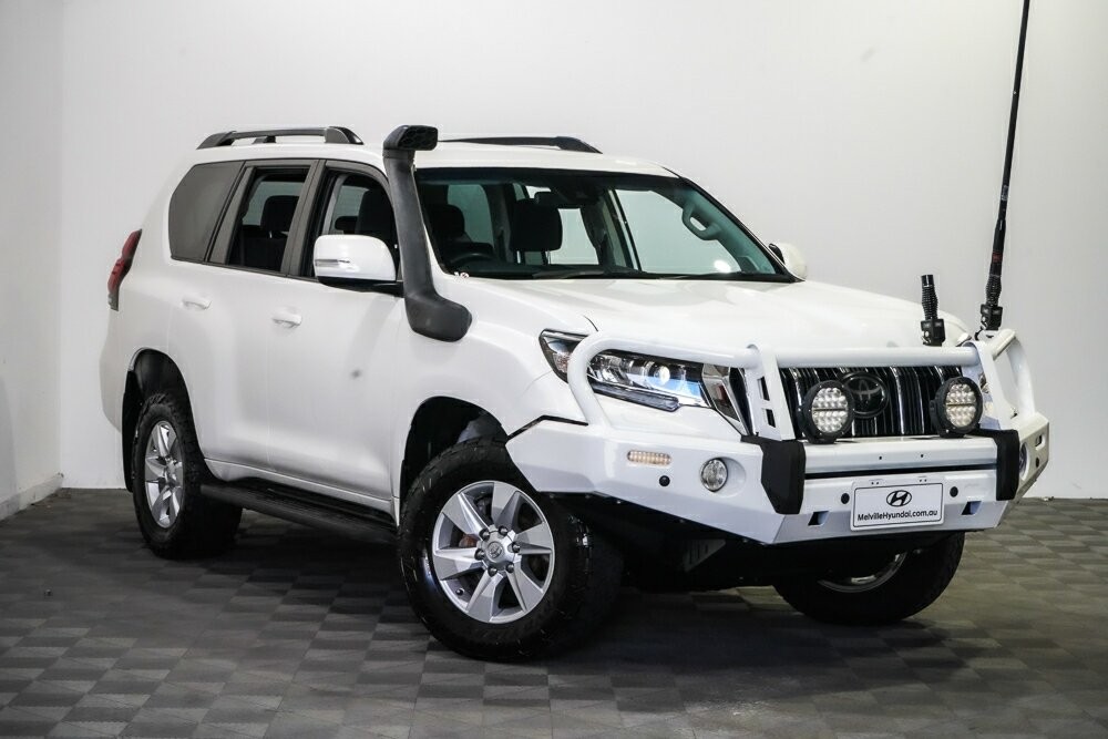 Toyota Landcruiser Prado image 1