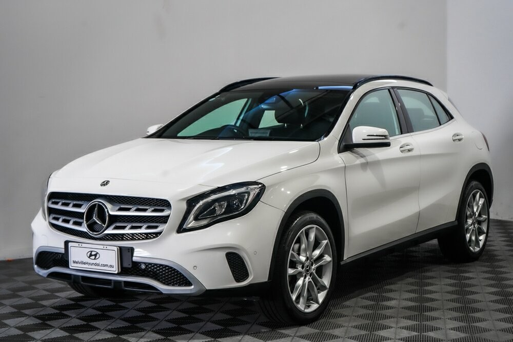 Mercedes Benz Gla-class image 4