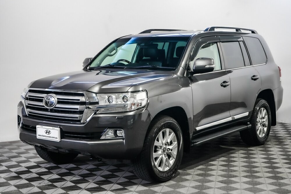 Toyota Landcruiser image 4