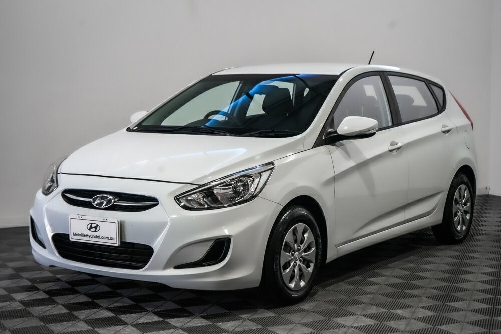 Hyundai Accent image 4