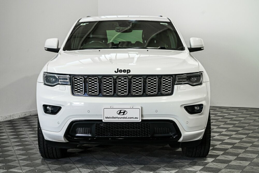 Jeep Grand Cherokee image 3
