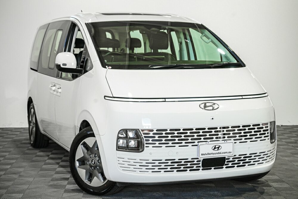Hyundai Staria image 1