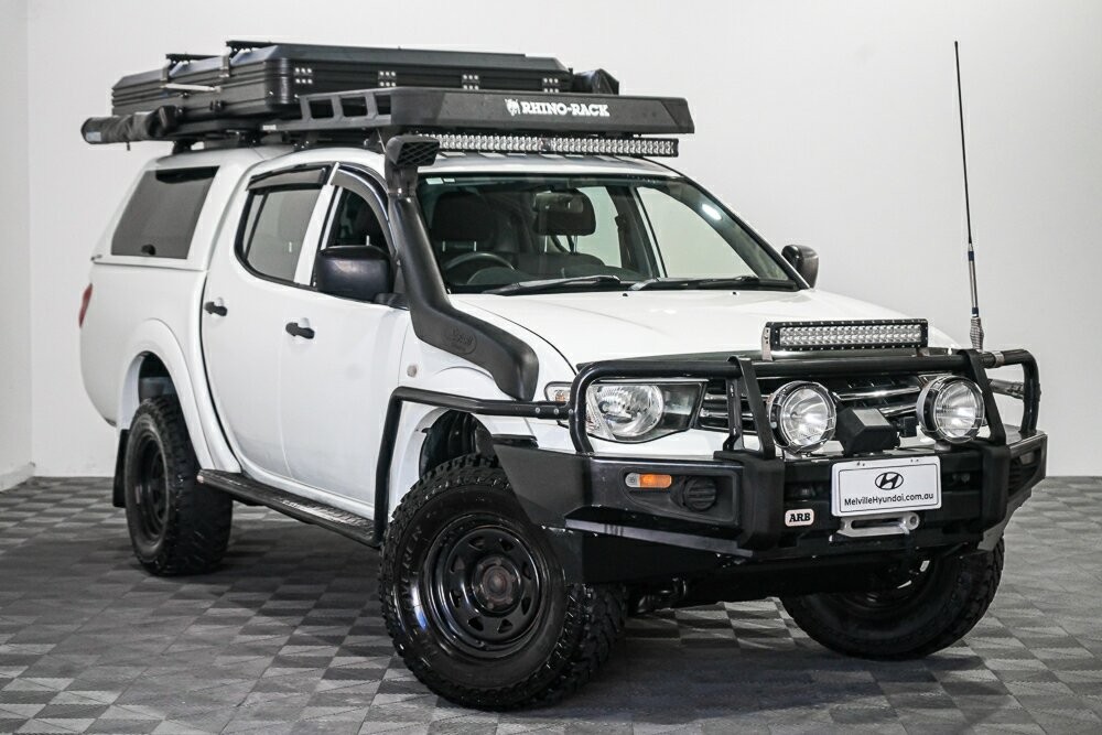 Mitsubishi Triton image 1
