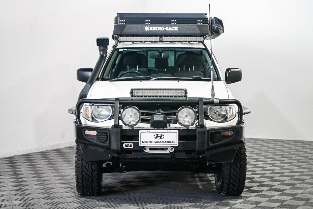 Mitsubishi Triton image 3