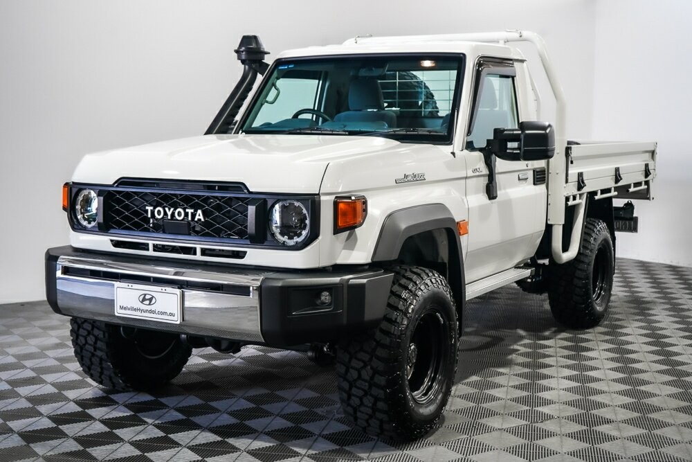 Toyota Landcruiser image 4