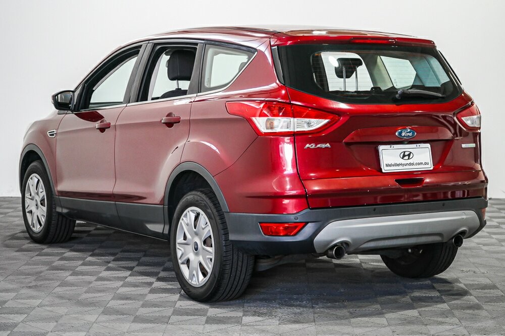 Ford Kuga image 4