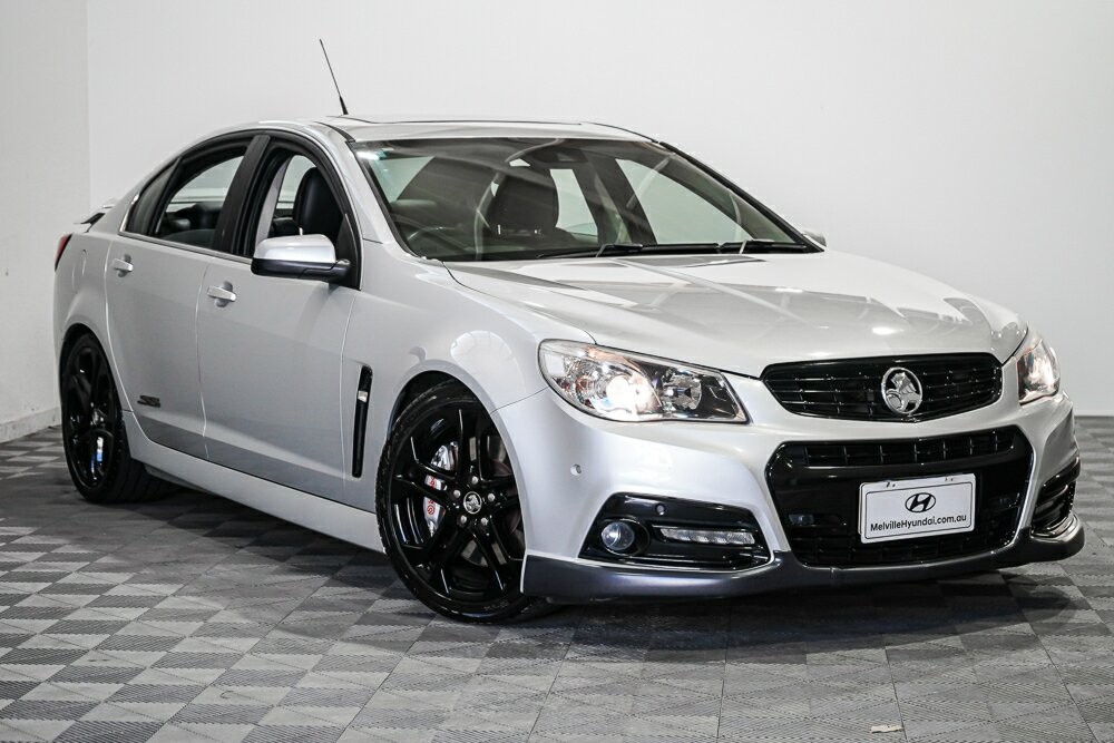 Holden Commodore image 1