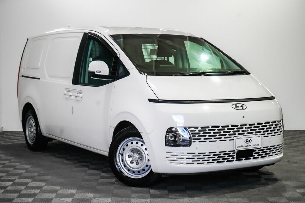 Hyundai Staria Load image 1