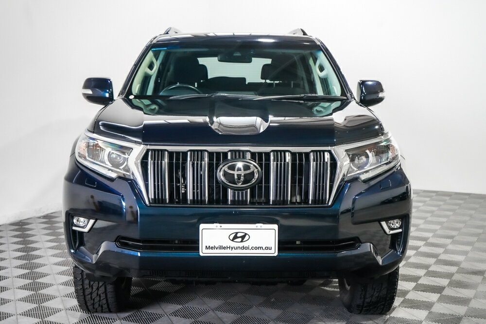 Toyota Landcruiser Prado image 3