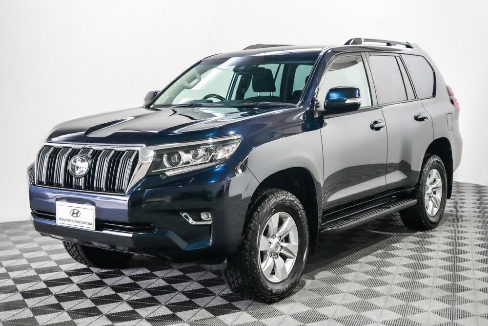 Toyota Landcruiser Prado image 4