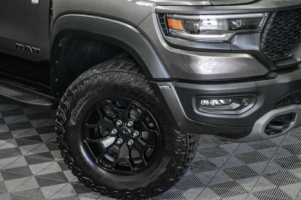 Ram 1500 image 2
