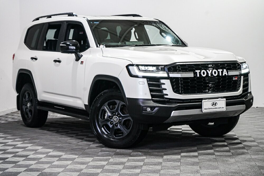 Toyota Landcruiser image 1