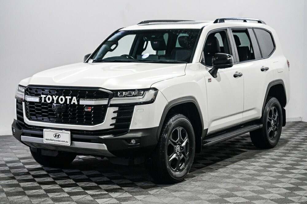 Toyota Landcruiser image 4