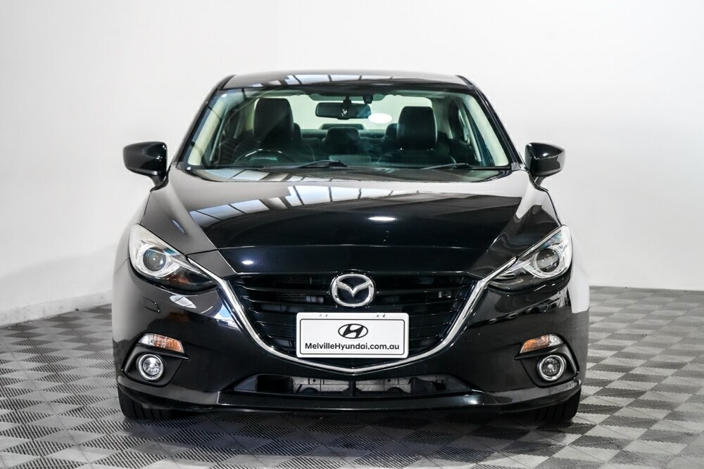 Mazda 3 image 3