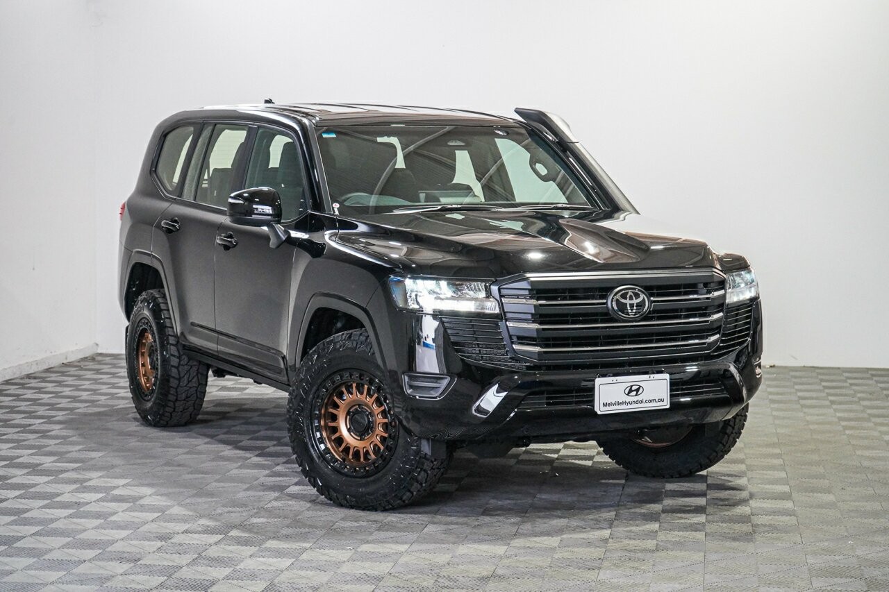 Toyota Landcruiser image 1