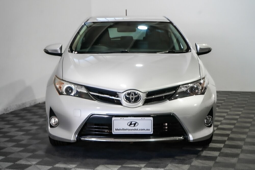 Toyota Corolla image 3