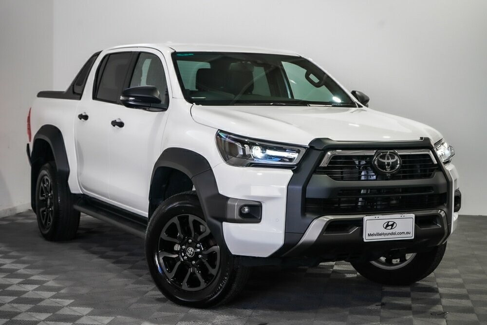 Toyota Hilux image 1