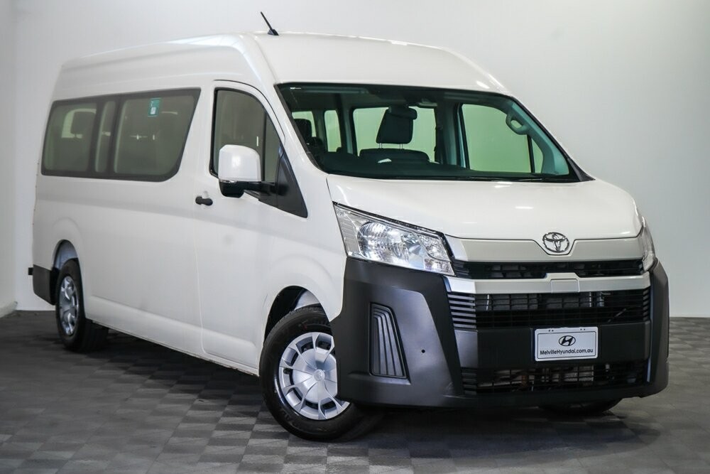 Toyota Hiace image 1