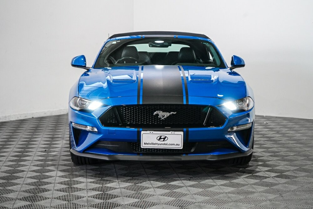 Ford Mustang image 4