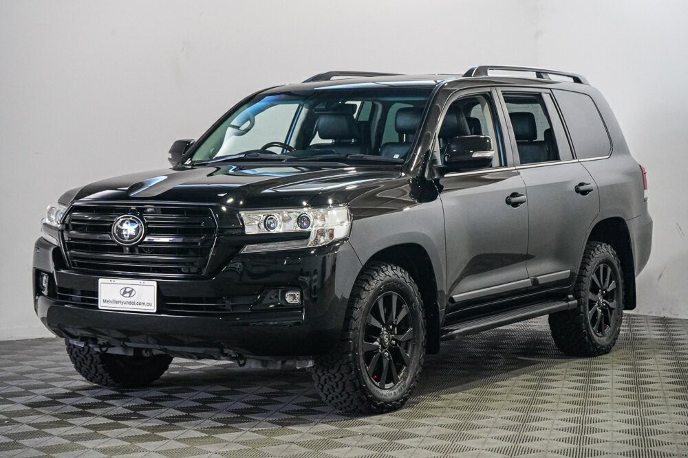 Toyota Landcruiser image 3
