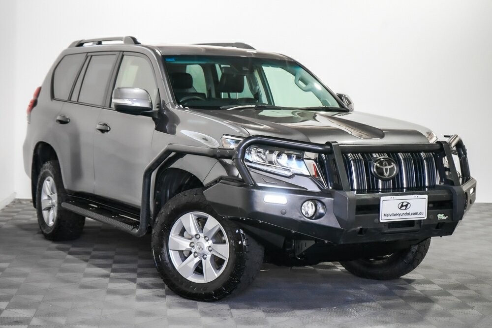 Toyota Landcruiser Prado image 1