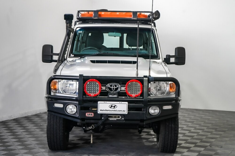 Toyota Landcruiser image 4