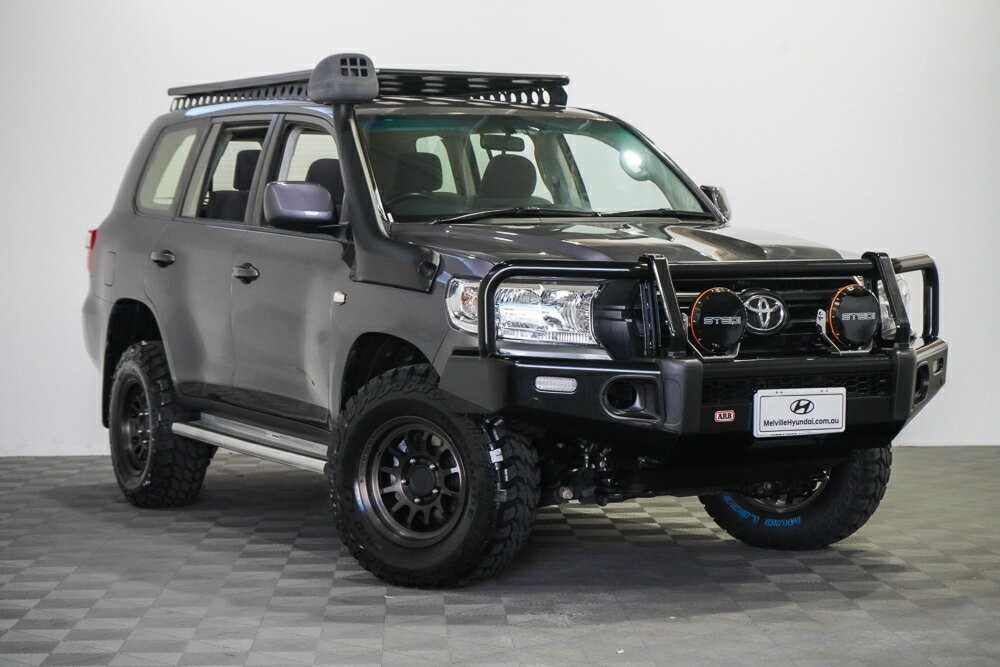 Toyota Landcruiser image 1
