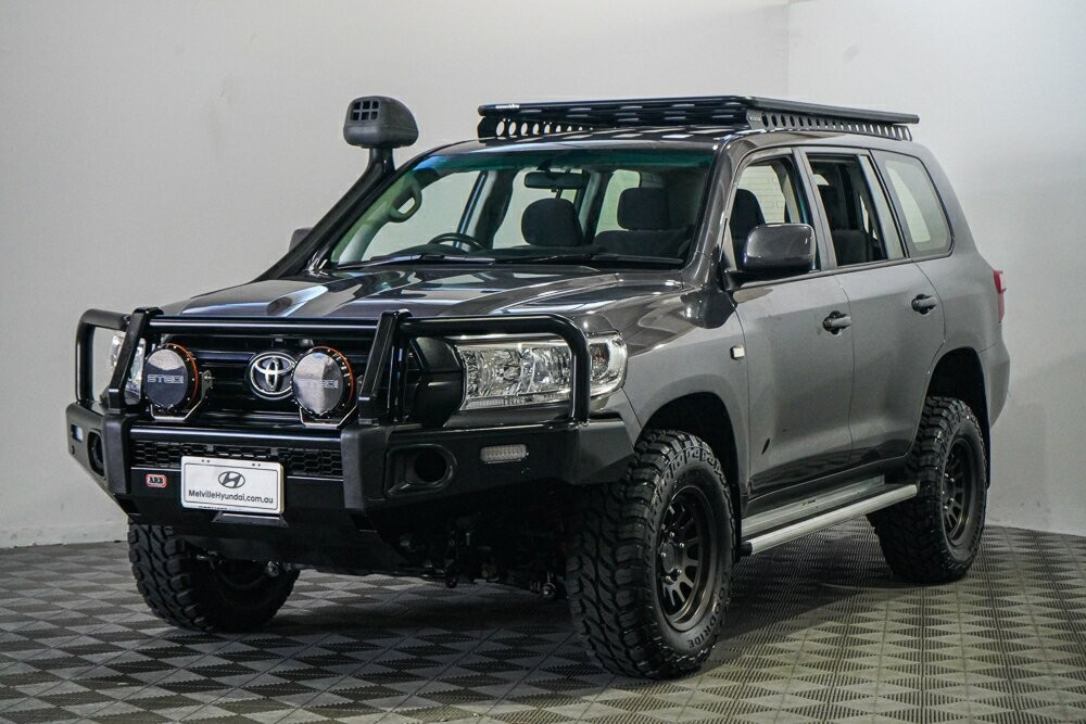 Toyota Landcruiser image 4