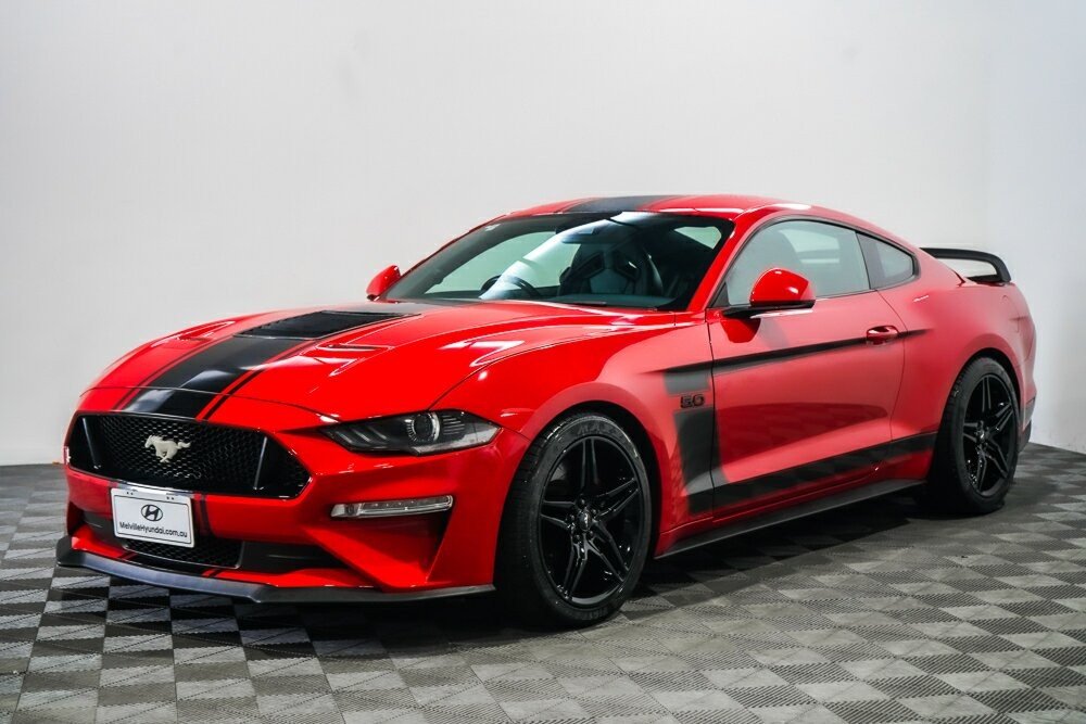 Ford Mustang image 4
