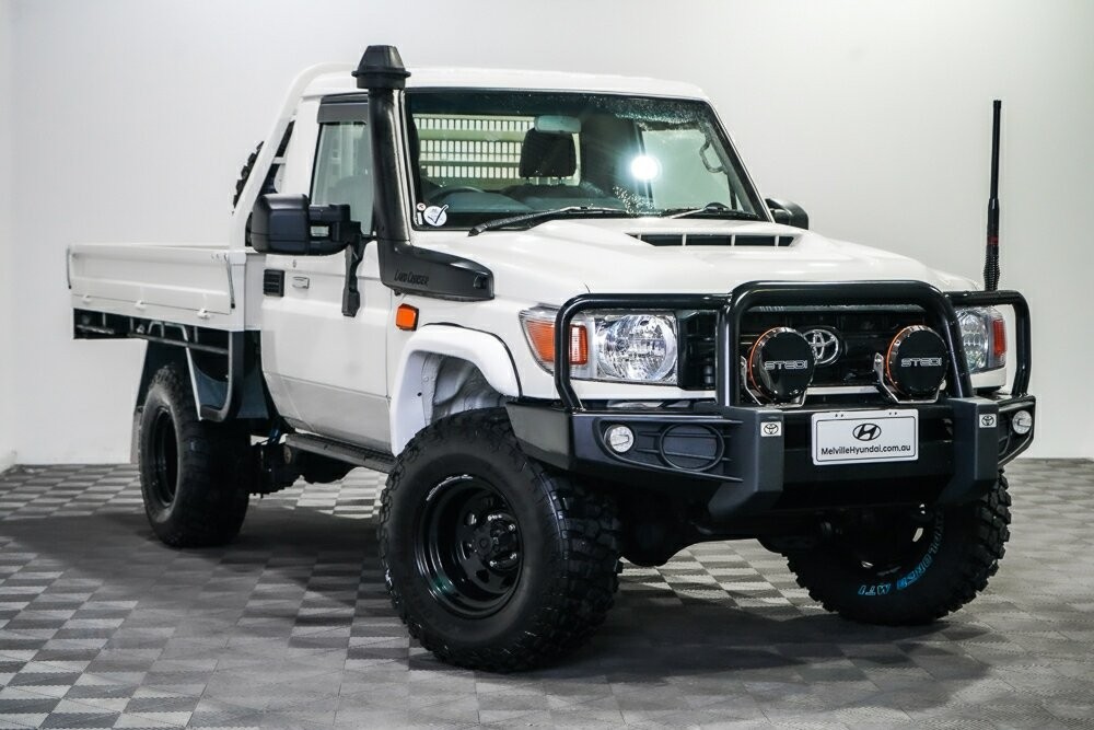 Toyota Landcruiser image 1
