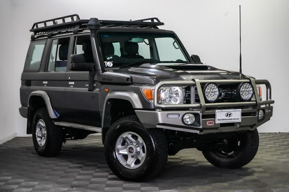Toyota Landcruiser image 1