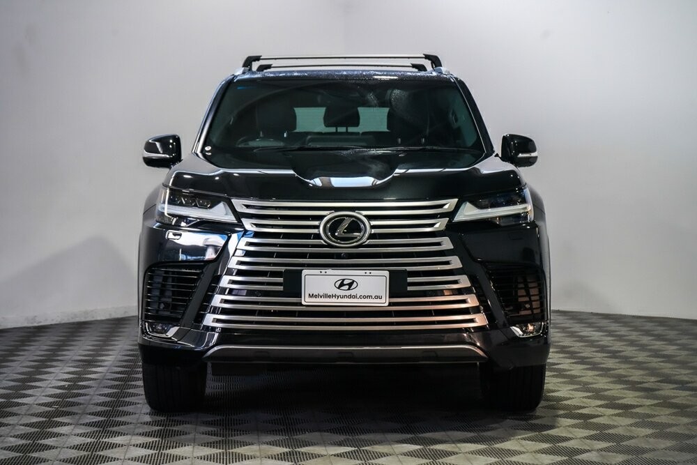 Lexus Lx image 3