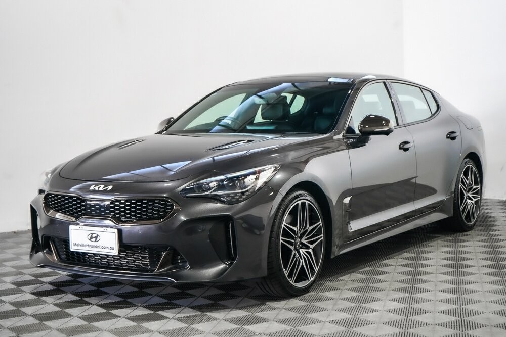 Kia Stinger image 4