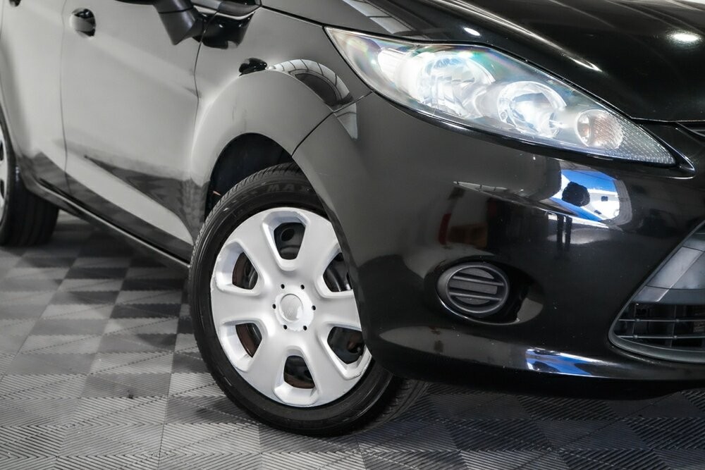 Ford Fiesta image 2